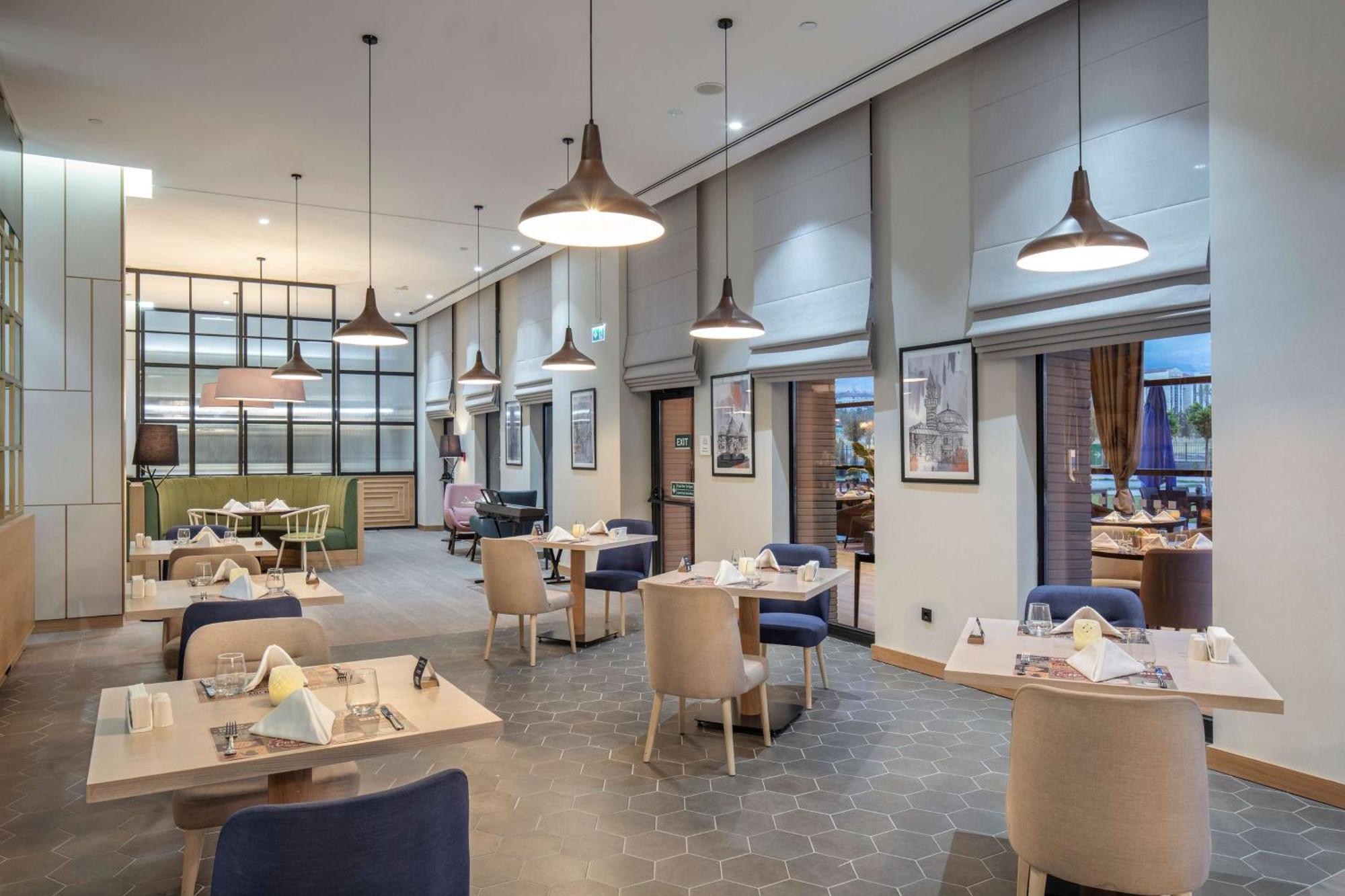 Hilton Garden Inn Erzurum Ngoại thất bức ảnh